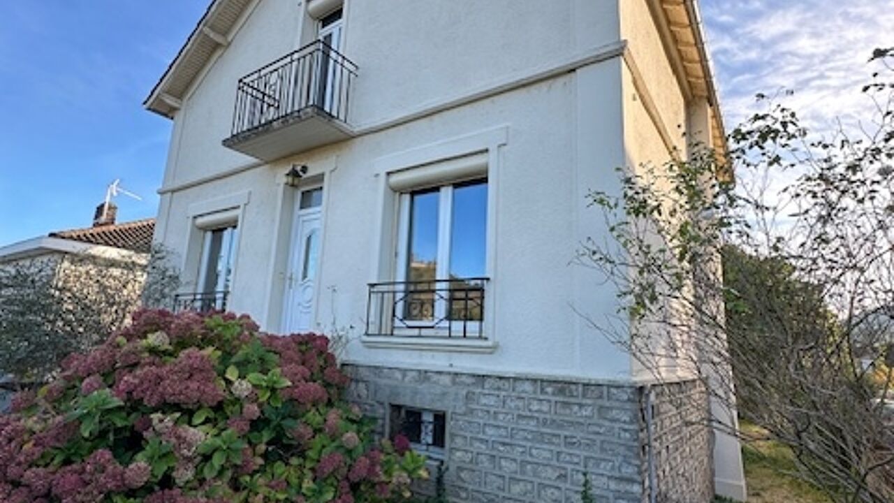 maison 5 pièces 120 m2 à vendre à Saint-Céré (46400)