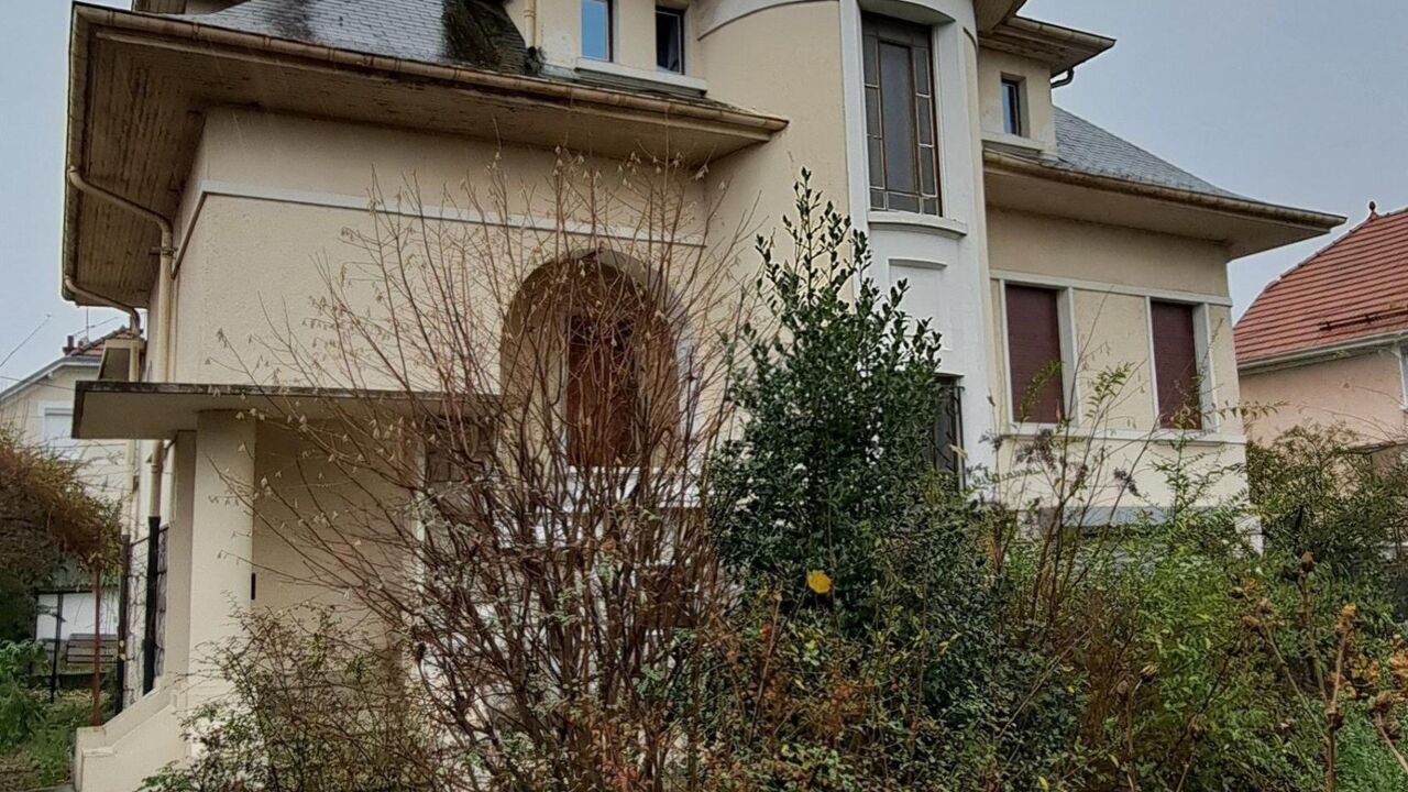 maison 5 pièces 136 m2 à vendre à Chambéry (73000)