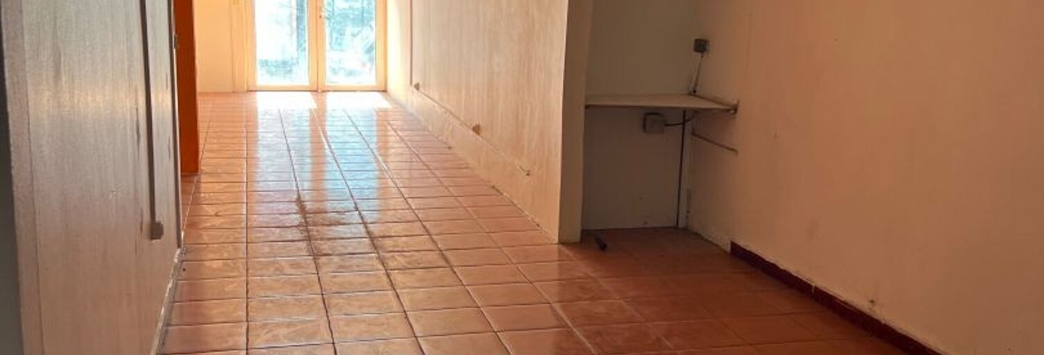 Commerce  139 m² à vendre à Basse-Terre (97100)