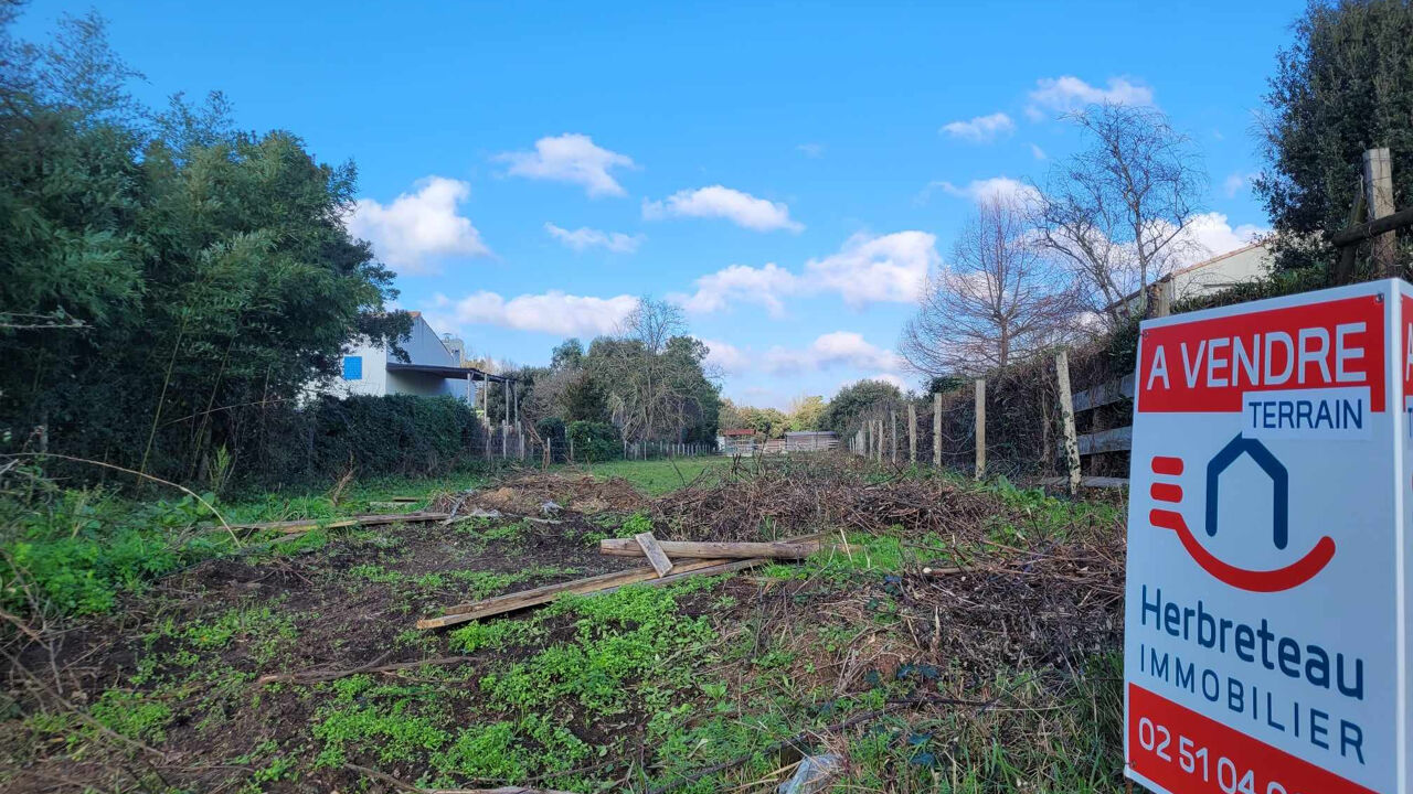 terrain  pièces 1868 m2 à vendre à L'Île-d'Olonne (85340)