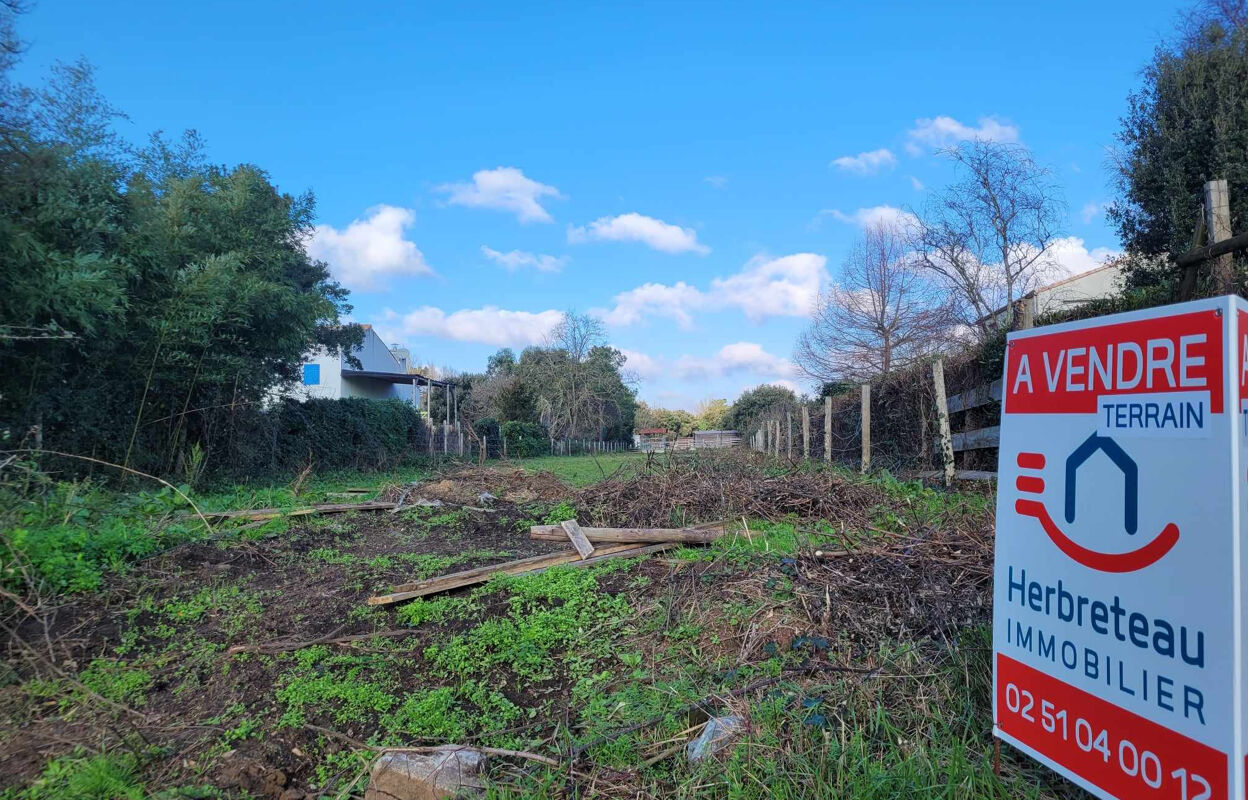 terrain  pièces 1868 m2 à vendre à L'Île-d'Olonne (85340)