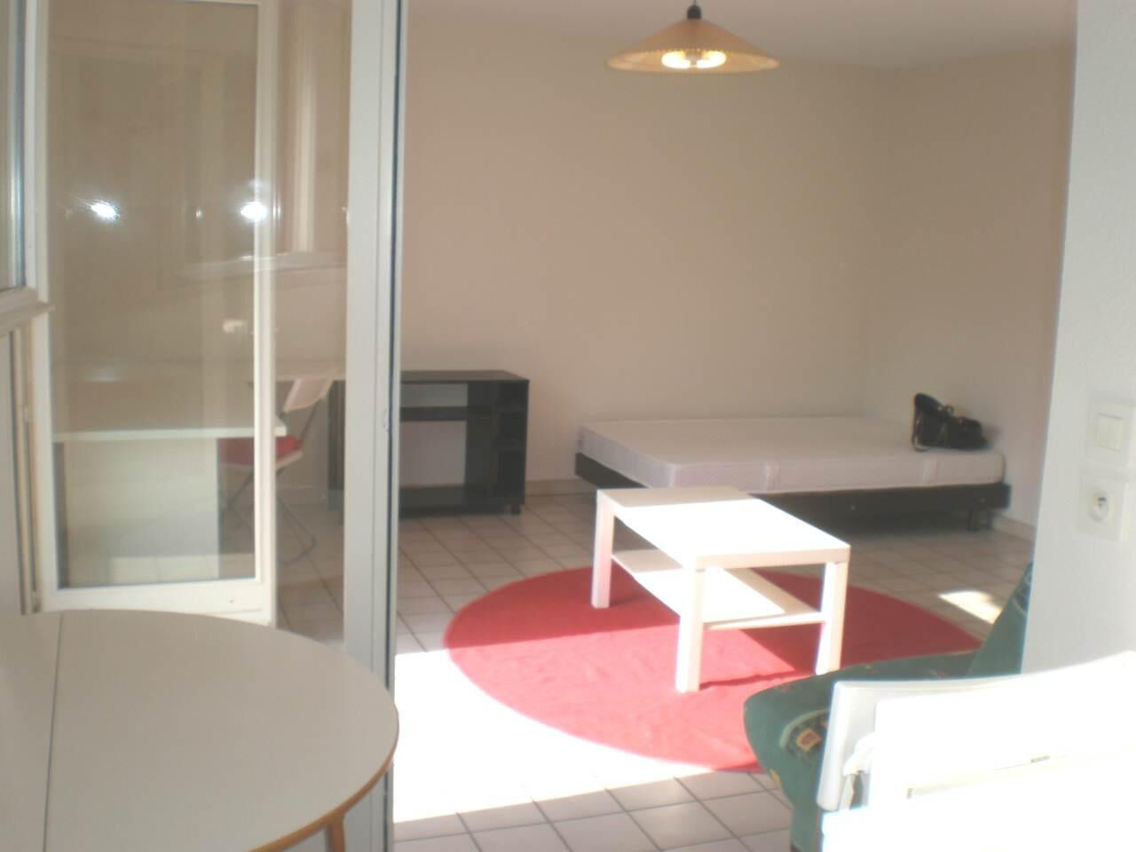Appartement 1 pièces  à louer Grenoble 38000