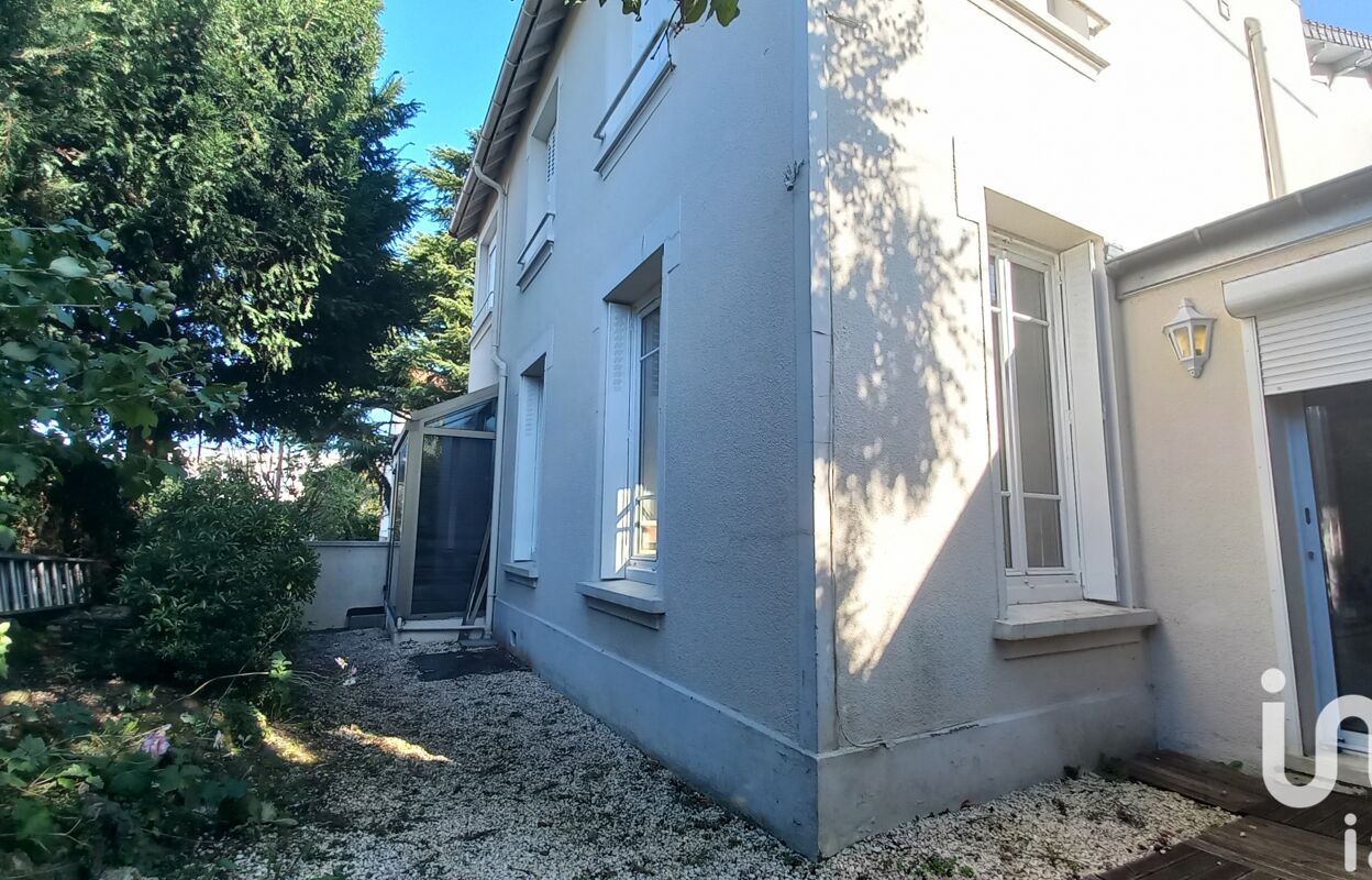 maison 4 pièces 91 m2 à vendre à Noisy-le-Grand (93160)