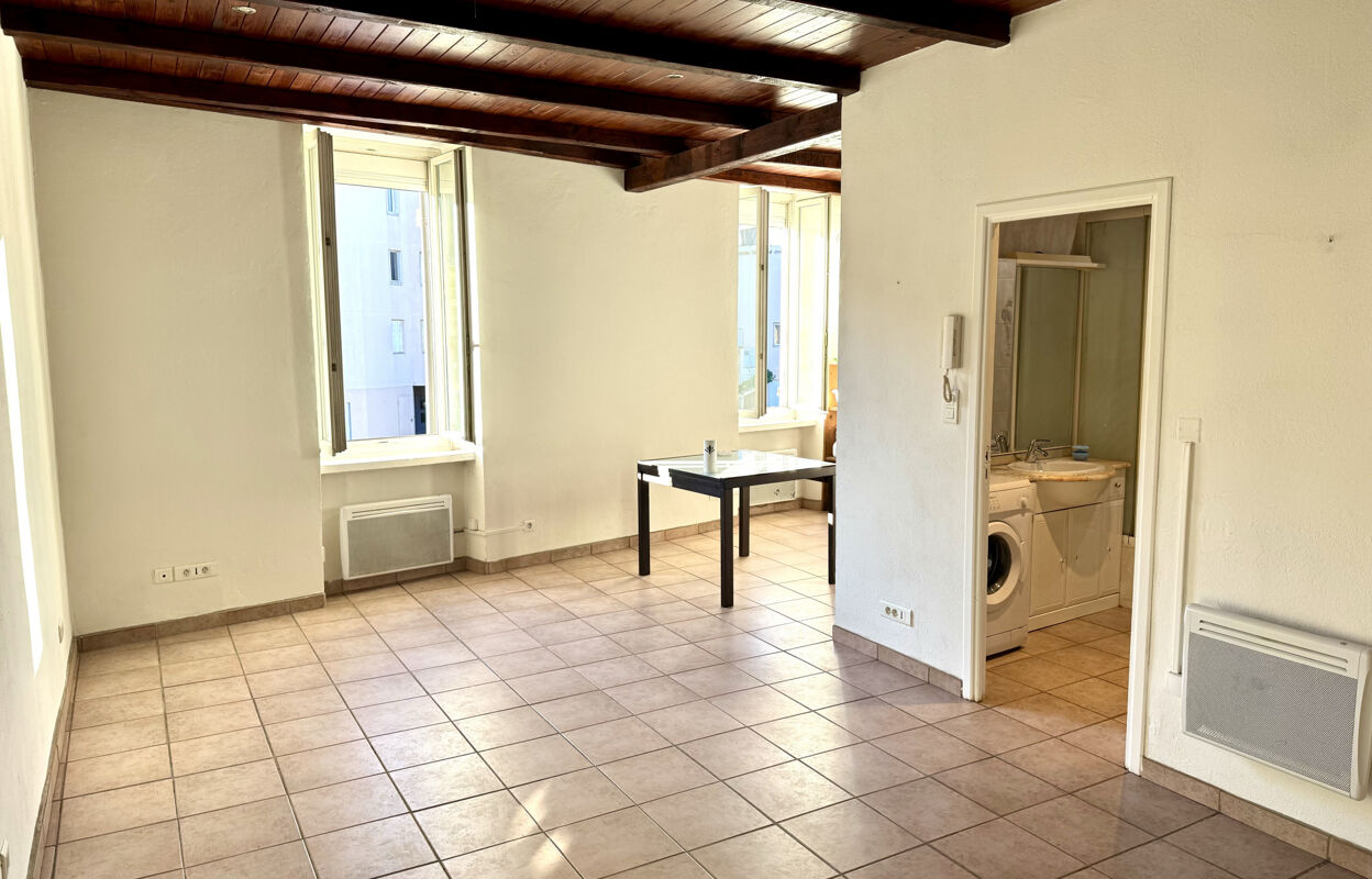 appartement 1 pièces 32 m2 à vendre à Marseille 11 (13011)