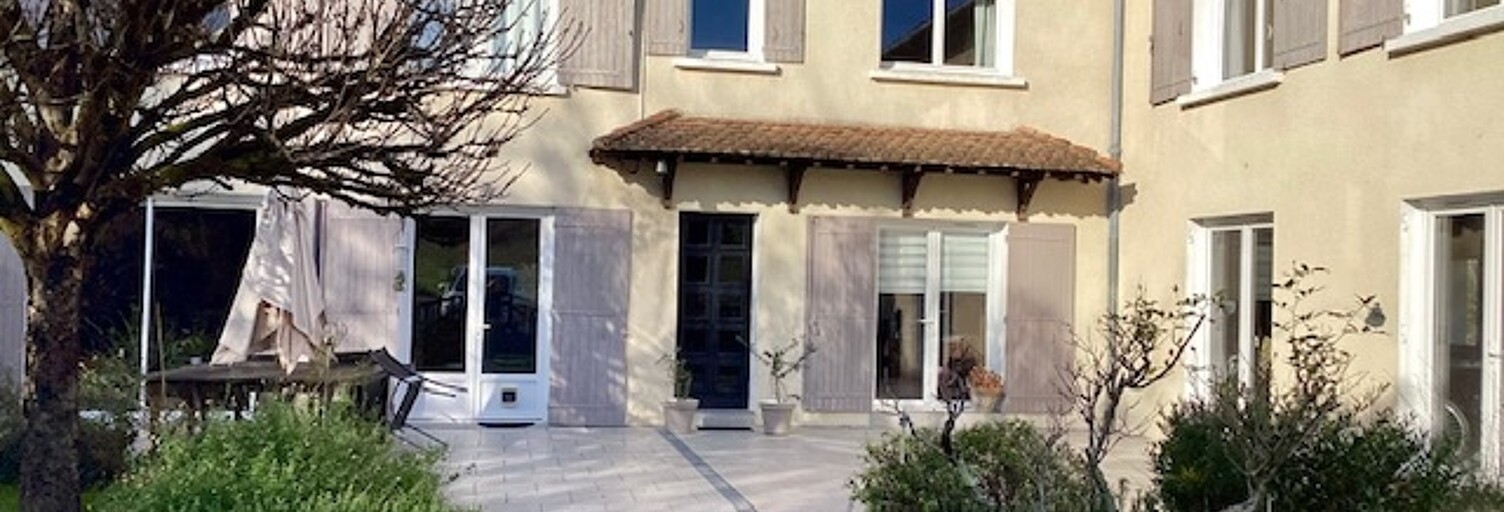 Maison 7 Pièces 254 m² à vendre à Chalais (16210)