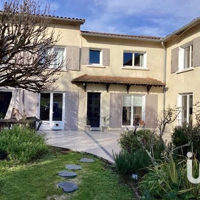 Maison 7 pièces 290000 €