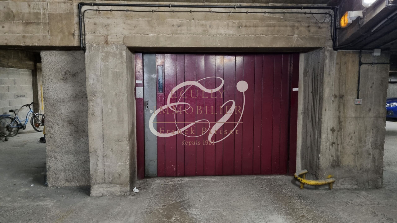 garage  pièces 12 m2 à vendre à Lyon 4 (69004)