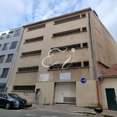 Garage  26000 €