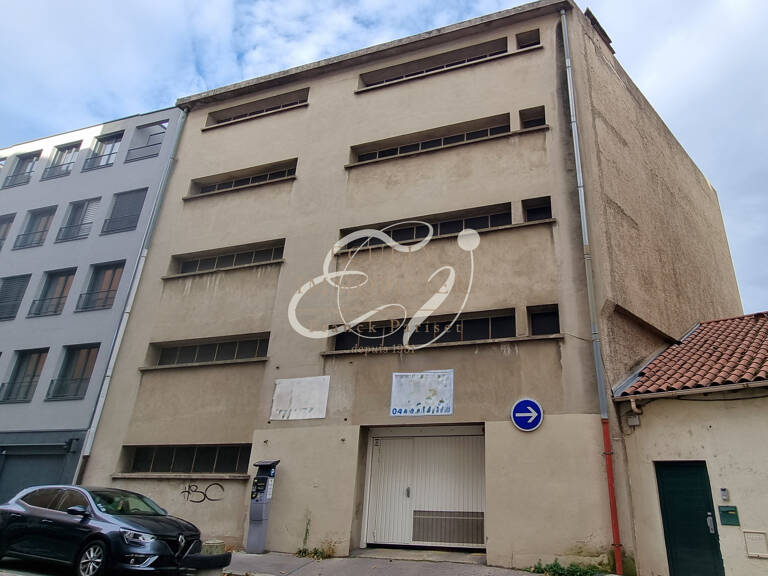 VENTE LYON 69004 - PARKING INTERIEUR EN SOUS-SOL DANS COPROPRIETE GARAGES PROCHE HOPITAL CROIX-ROUSSE — photo 1