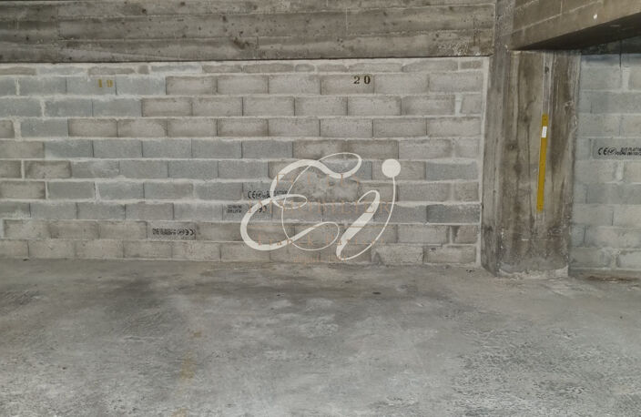 VENTE LYON 69004 - PARKING INTERIEUR EN SOUS-SOL DANS COPROPRIETE GARAGES PROCHE HOPITAL CROIX-ROUSSE — photo 5