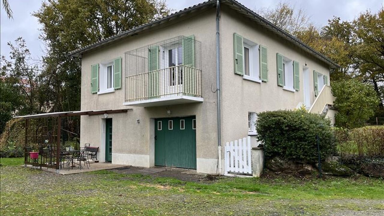 maison 6 pièces 141 m2 à vendre à Bellac (87300)