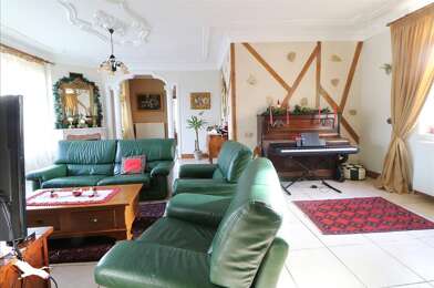 Maison 10 pièces 243800 €