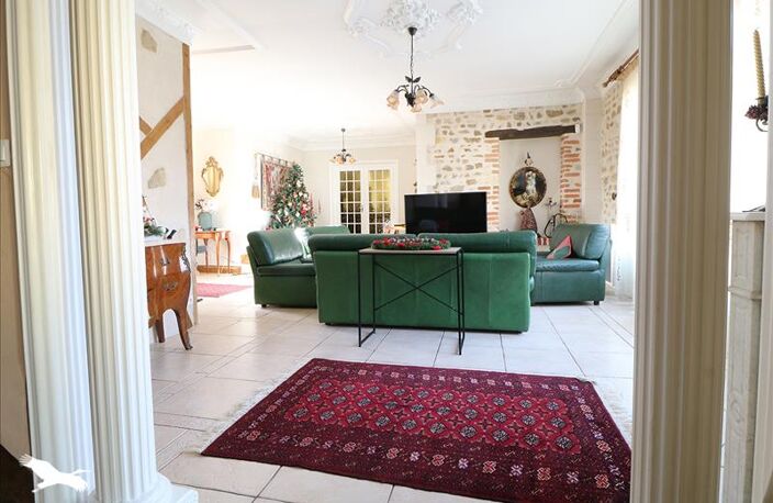 Maison en pierre de 10 pièces principales — photo 5