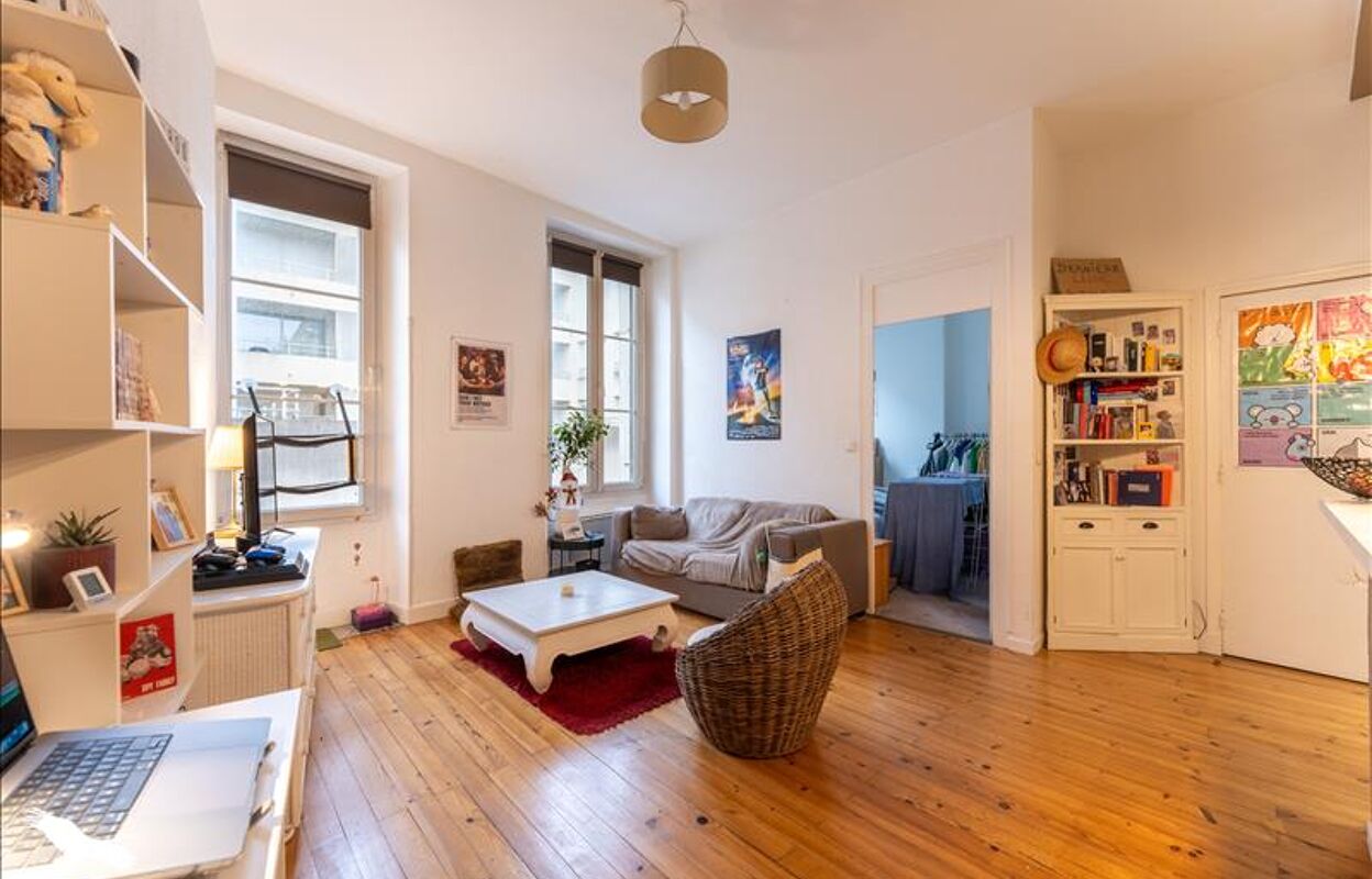 appartement 2 pièces 41 m2 à vendre à Bordeaux (33300)