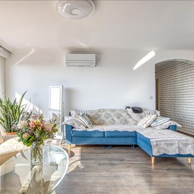 Appartement 4 pièces 275000 €