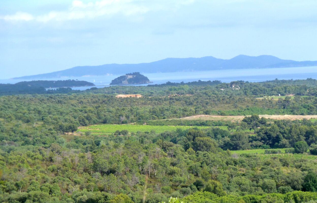 terrain  pièces 18269 m2 à vendre à La Londe-les-Maures (83250)