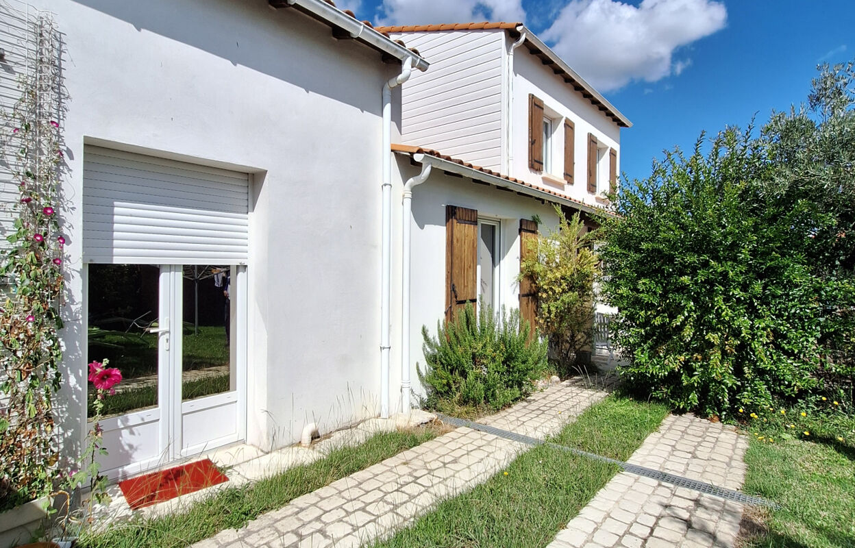 maison 12 pièces 220 m2 à vendre à Royan (17200)