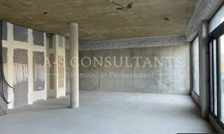 Bureau  58 m² à louer à Saint-Genis-Pouilly (01630)