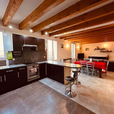 Appartement 4 pièces 145000 €