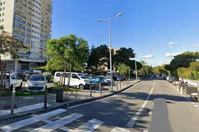 Commerce  318000 €