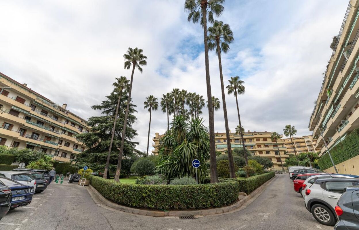 appartement 3 pièces 71 m2 à vendre à Nice (06200)