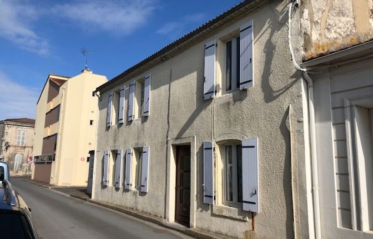 maison 7 pièces 168 m2 à vendre à La Tremblade (17390)