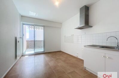 location appartement 740 € CC /mois à proximité de Commentry (03600)