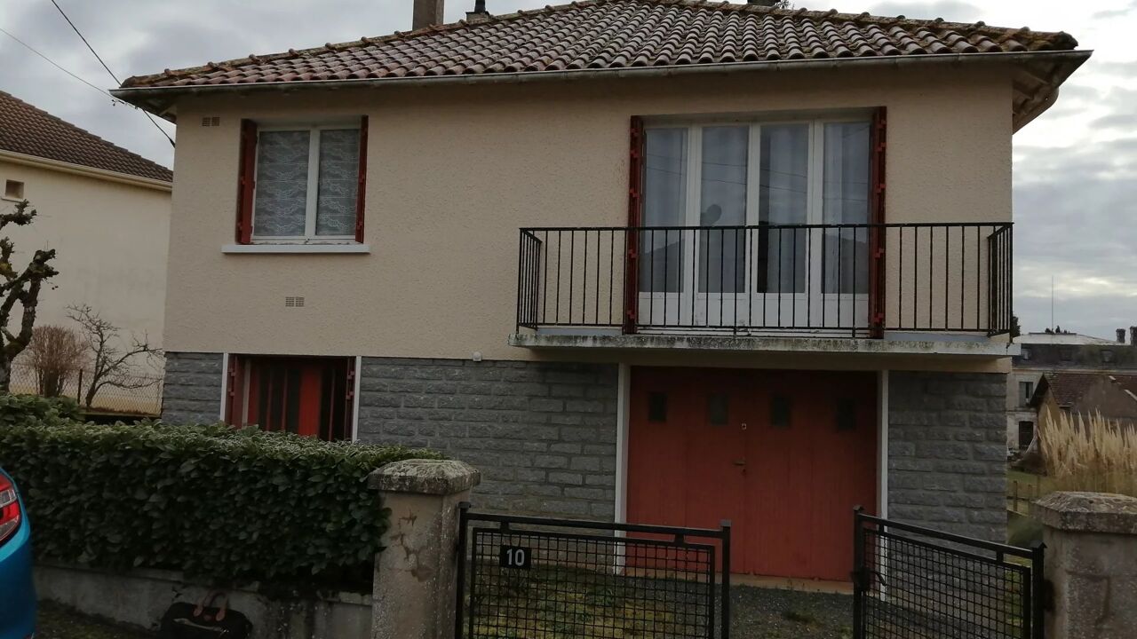 maison 3 pièces 68 m2 à vendre à Châlus (87230)