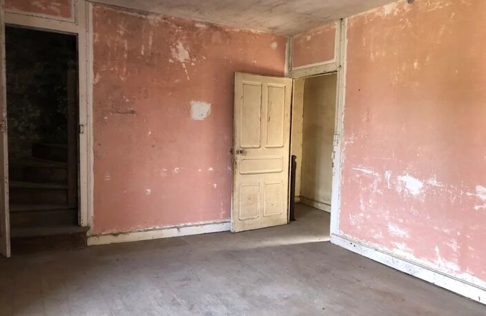 2 propriétés mitoyennes à rénover — photo 2