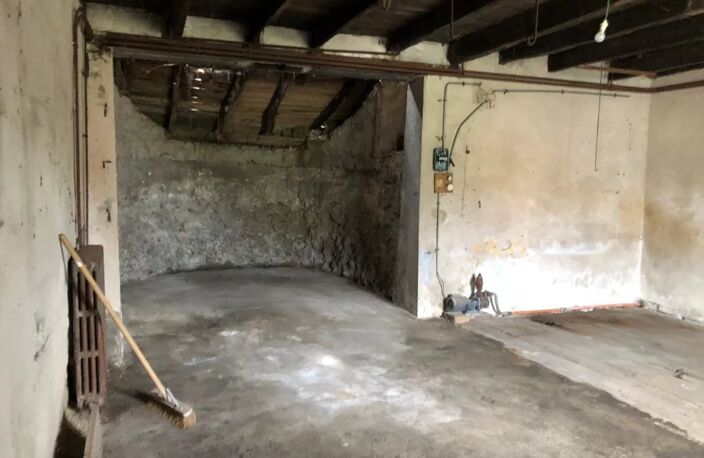 2 propriétés mitoyennes à rénover — photo 4