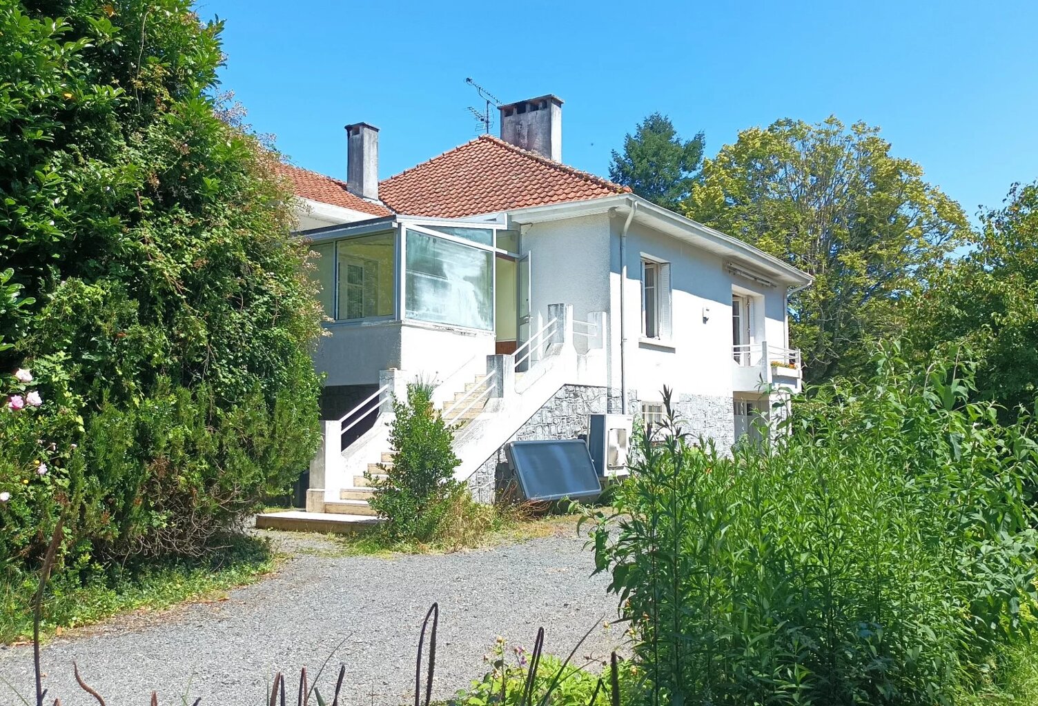 Maison avec belle parc au coeur de Oradour Sur Vayres — photo 1