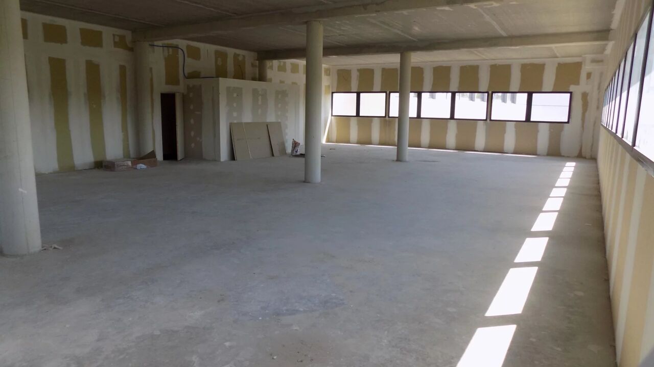 commerce  pièces 496 m2 à vendre à Montpellier (34080)