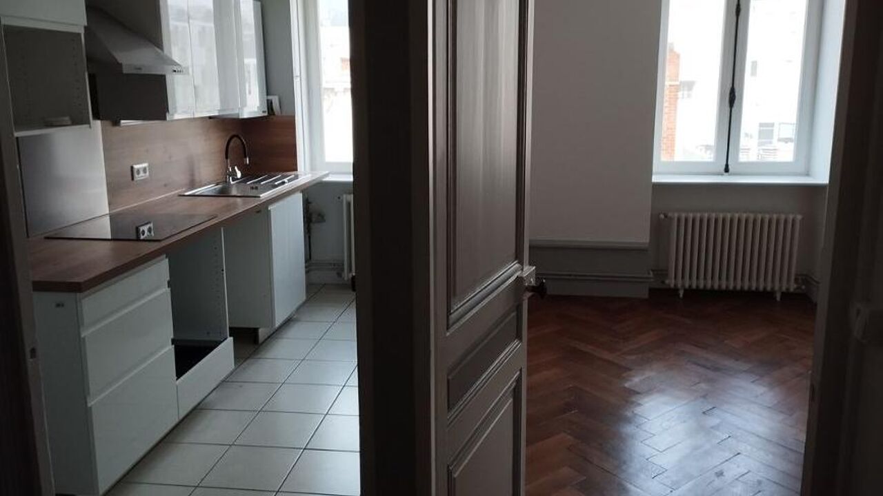 appartement 3 pièces 38 m2 à louer à Lyon 2 (69002)