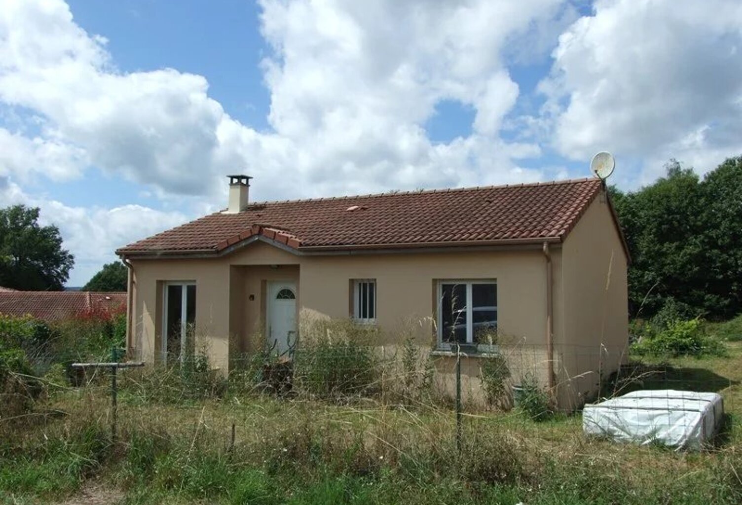 Pavillon avec beau terrain — photo 1