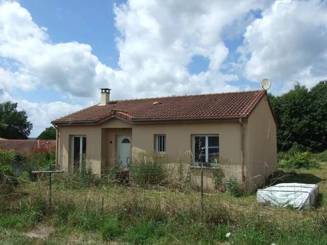 Pavillon avec beau terrain — photo du bien