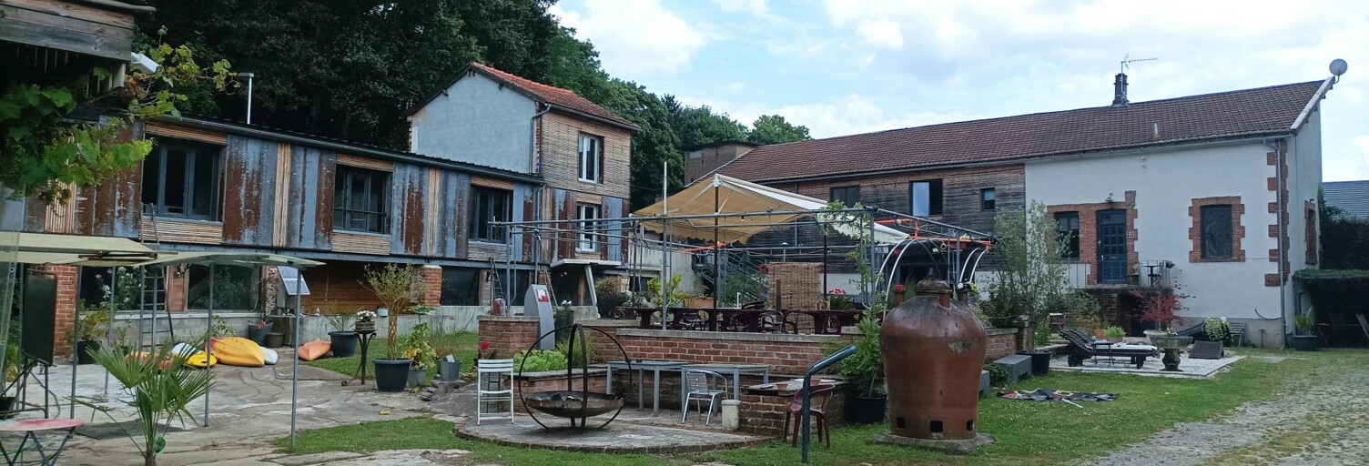 Maison 8 Pièces 300 m² à vendre à Saint-Junien (87200)