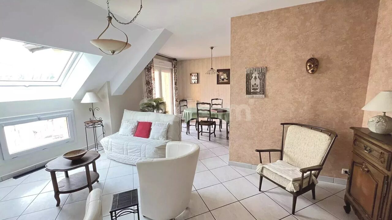 appartement 5 pièces 82 m2 à vendre à Lons-le-Saunier (39000)