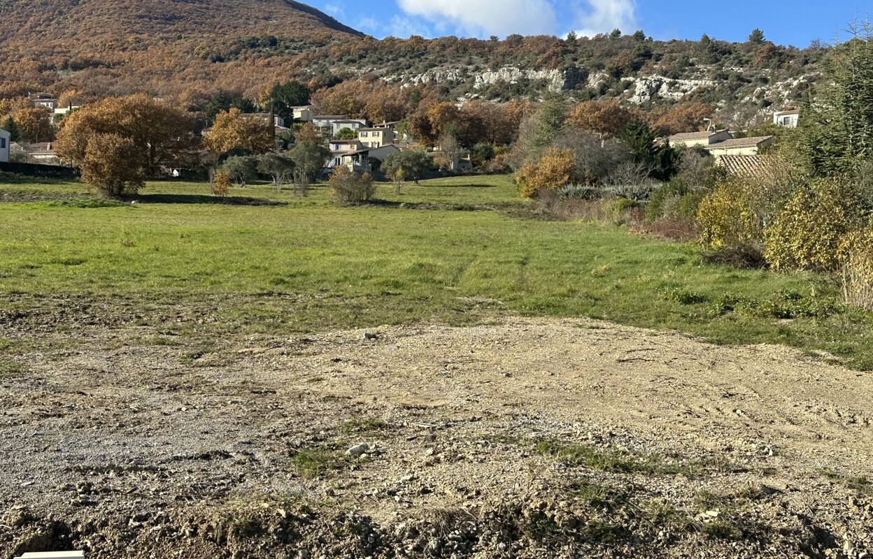 terrain  pièces 987 m2 à vendre à Peipin (04200)