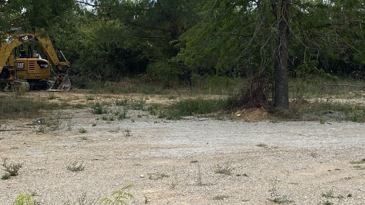 terrain 350 m2 à construire à Le Puy-Sainte-Réparade (13610)