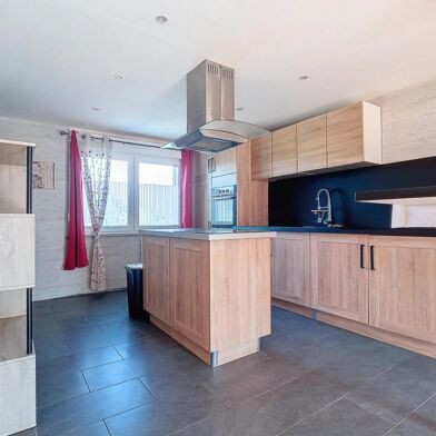 Maison 5 pièces 147000 €