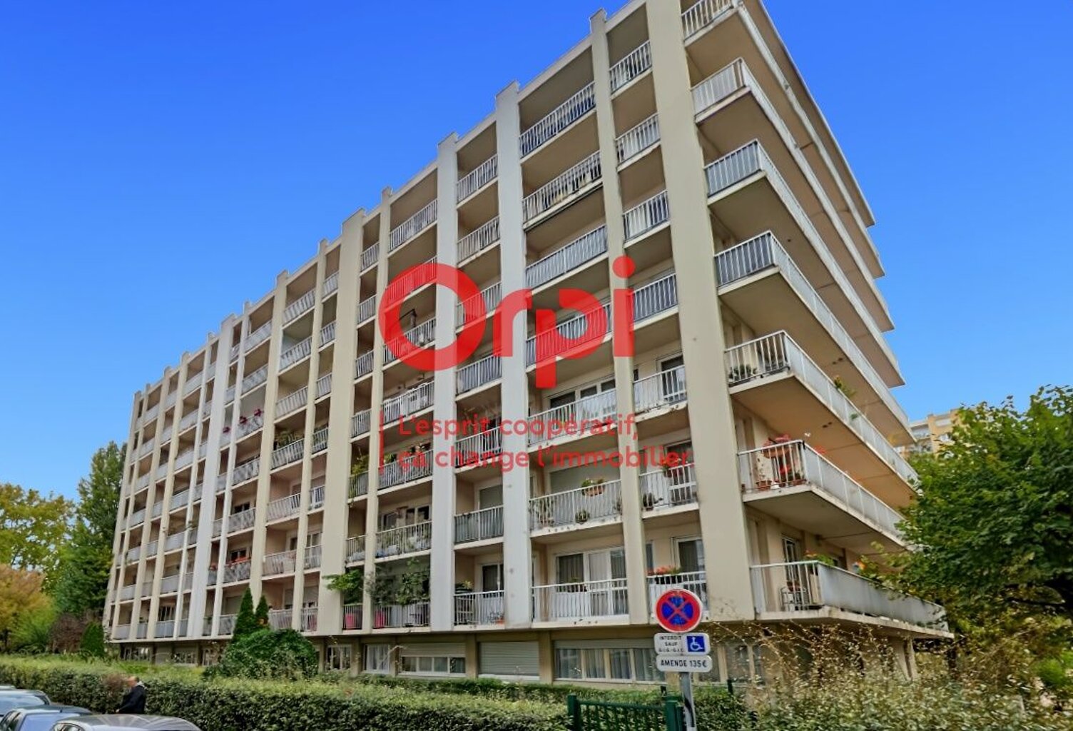 Appartement À Vendre — photo 1