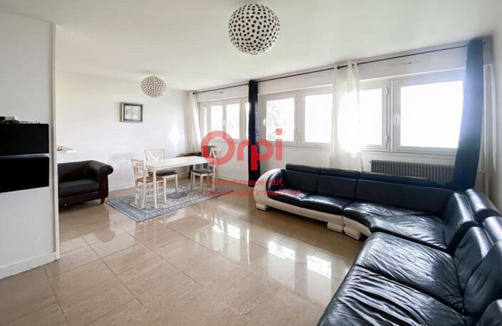 Appartement À Vendre — photo 2