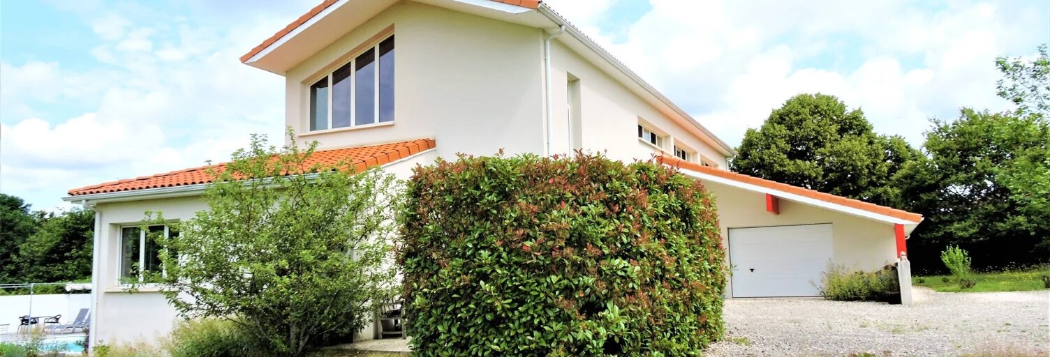 Maison 6 Pièces 194 m² à vendre à Rouzède (16220)