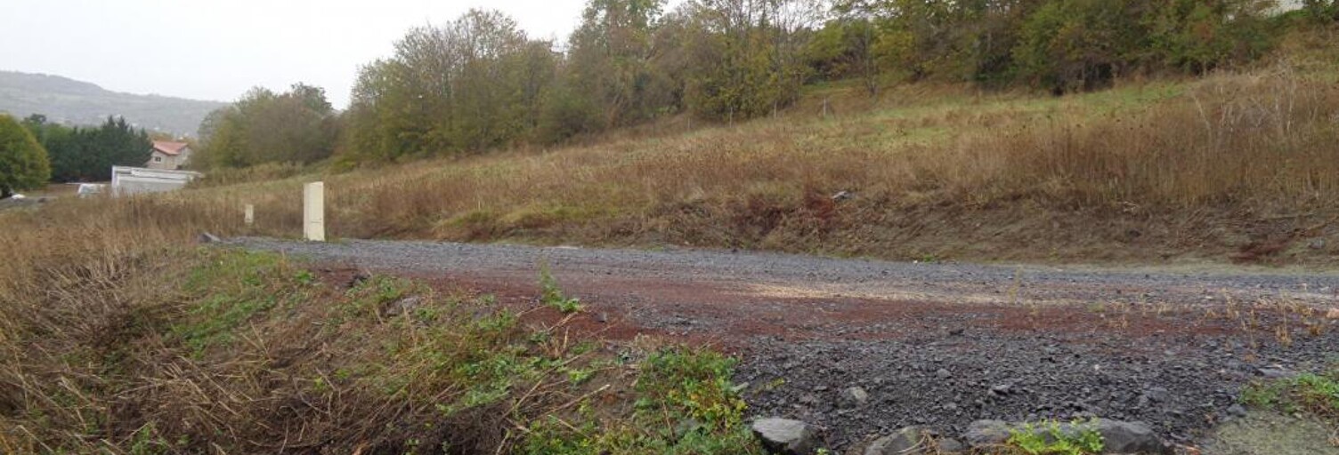 Terrain  658 m² à vendre à Saint-Germain-Laprade (43700)