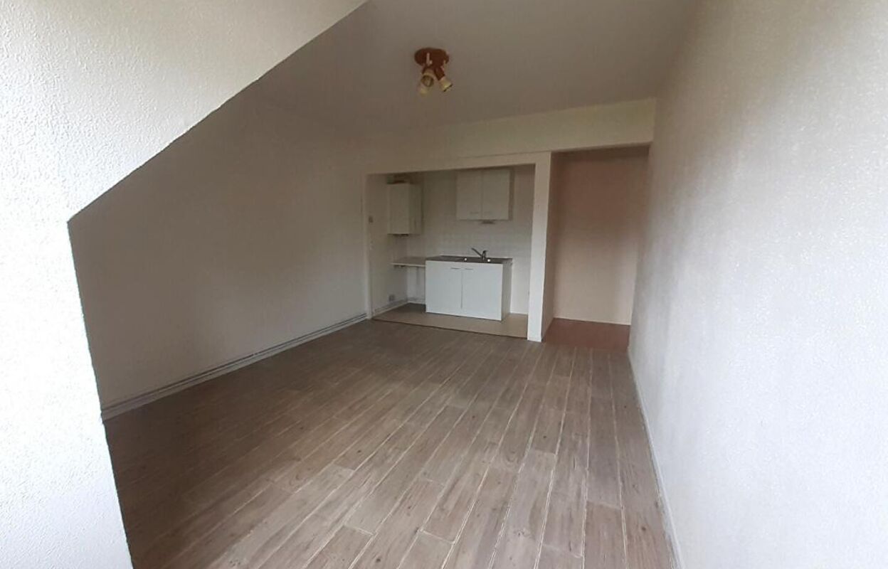 appartement 2 pièces 37 m2 à vendre à Gournay-en-Bray (76220)