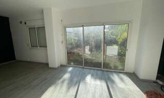 Commerce  90 m² à louer à Saint-André (97440)