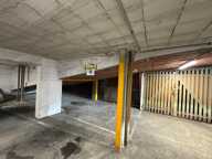 Garage   — photo 2