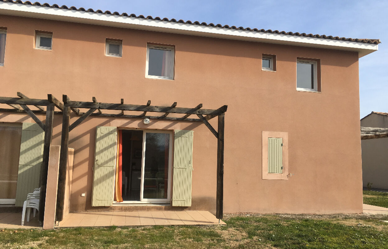 appartement 3 pièces 35 m2 à louer à Saint-Saturnin-Lès-Avignon (84450)