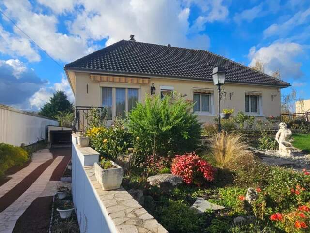 Grande Maison à Châlette-sur-Loing : Espace et Confort Garantis — photo du bien