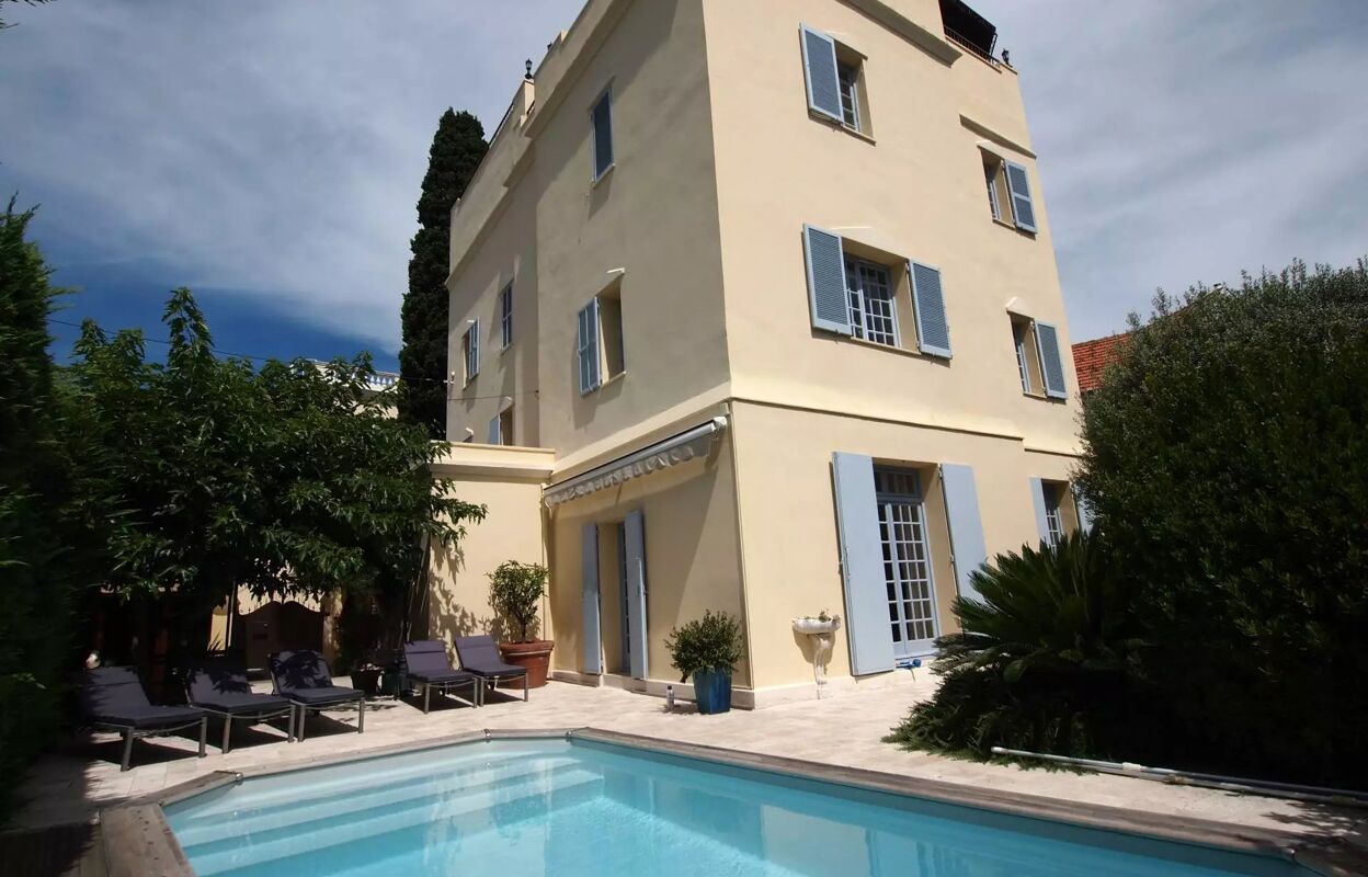 maison 7 pièces 270 m2 à vendre à Antibes (06600)